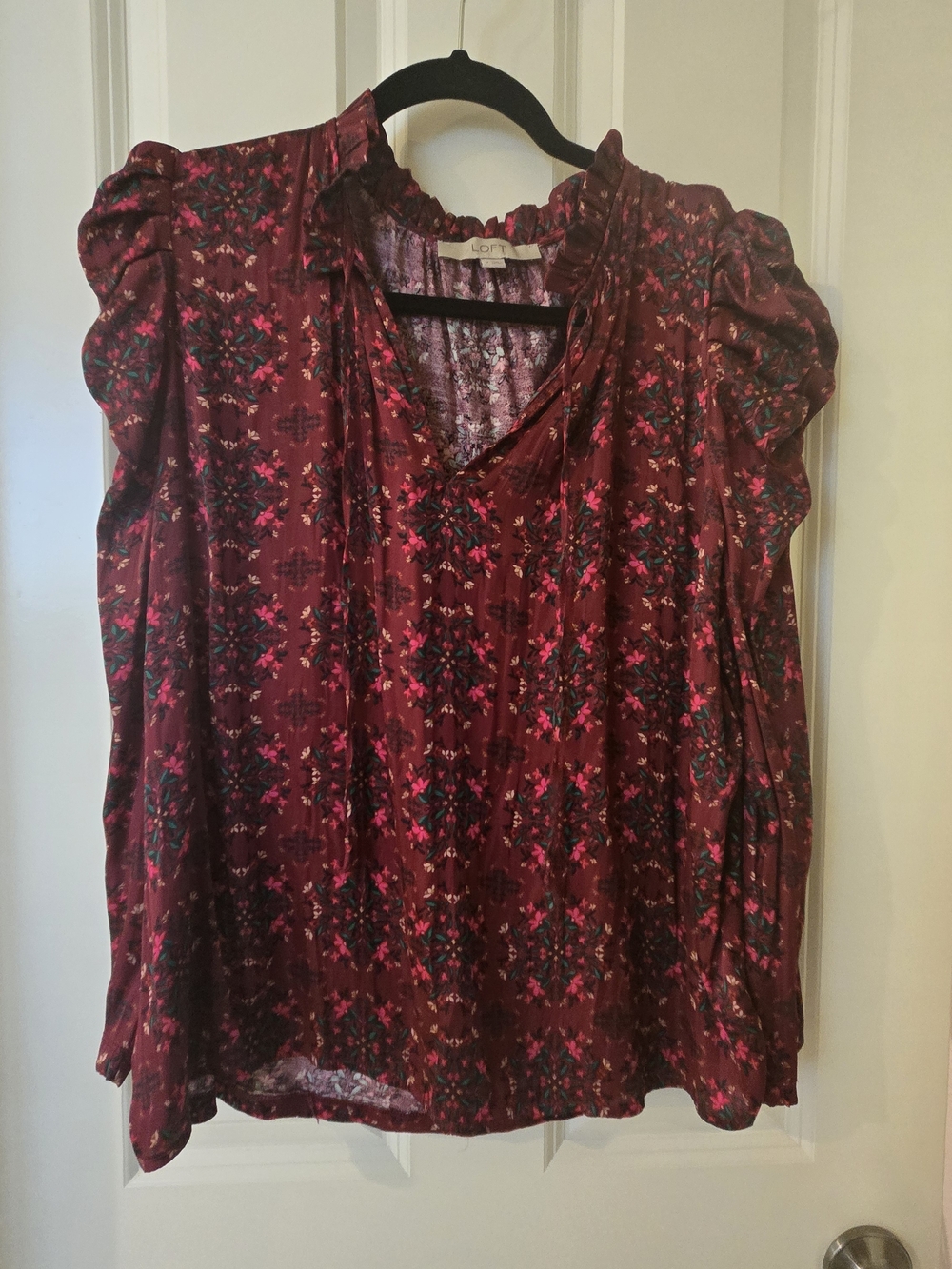 LOFT Burgundy Floral Cap-Sleeve Blouse